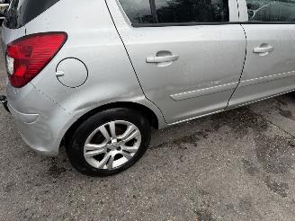 Opel Corsa 1.4-16V 66KW Automaat Airco Enjoy 5-Drs NAP picture 15