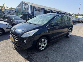 skadebil auto Peugeot 3008 1.6 VTI 88KW Pano Clima Premiere NAP 2010/1