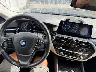 BMW 5-serie 520D 140KW Autom. High Executive Clima Navi Xenon Camera picture 15