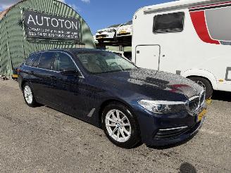 uszkodzony samochody osobowe BMW 5-serie 520D 140KW Autom. High Executive Clima Navi Xenon Camera 2019/1