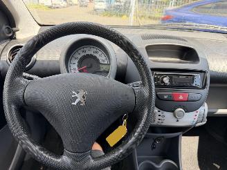 Peugeot 107 1.0-12V 50KW XR NAP picture 6
