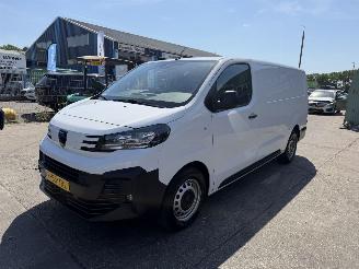 krockskadad bil bedrijf Peugeot Expert 1.5 Bleuhdi 88KW Navi Airco S&S L3 NAP 2024/11