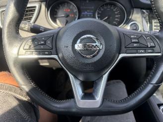Nissan Qashqai 1.2 85KW Tekna Clima Navi Led Pano picture 12
