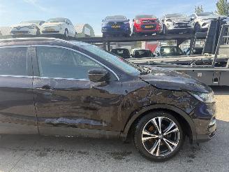 Nissan Qashqai 1.2 85KW Tekna Clima Navi Led Pano picture 15