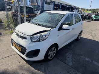 Voiture accidenté Kia Picanto 1.0 CVVT 51KW Airco Led BusinessLine 5-Drs NAP 2015/2