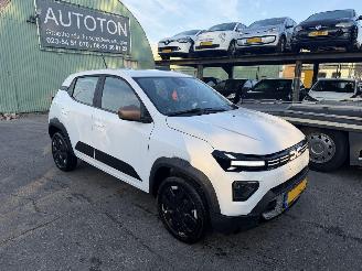 Unfallwagen Dacia Spring 26.8 kWh Extreme 48KW Clima Navi Camera Led NAP 2025/9