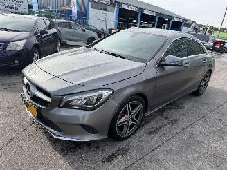 Schadeauto Mercedes Cla-klasse 180 Autom. 90KW Clima Navi Led AMG-pakket 2017/3