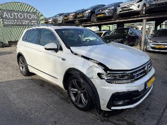 Volkswagen Tiguan 1.4 TSI 110KW DSG Pano Navi Clima Led NAP 2017/12