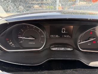 Peugeot 208 1.2 60KW Active Navi Airco 5-Drs picture 12