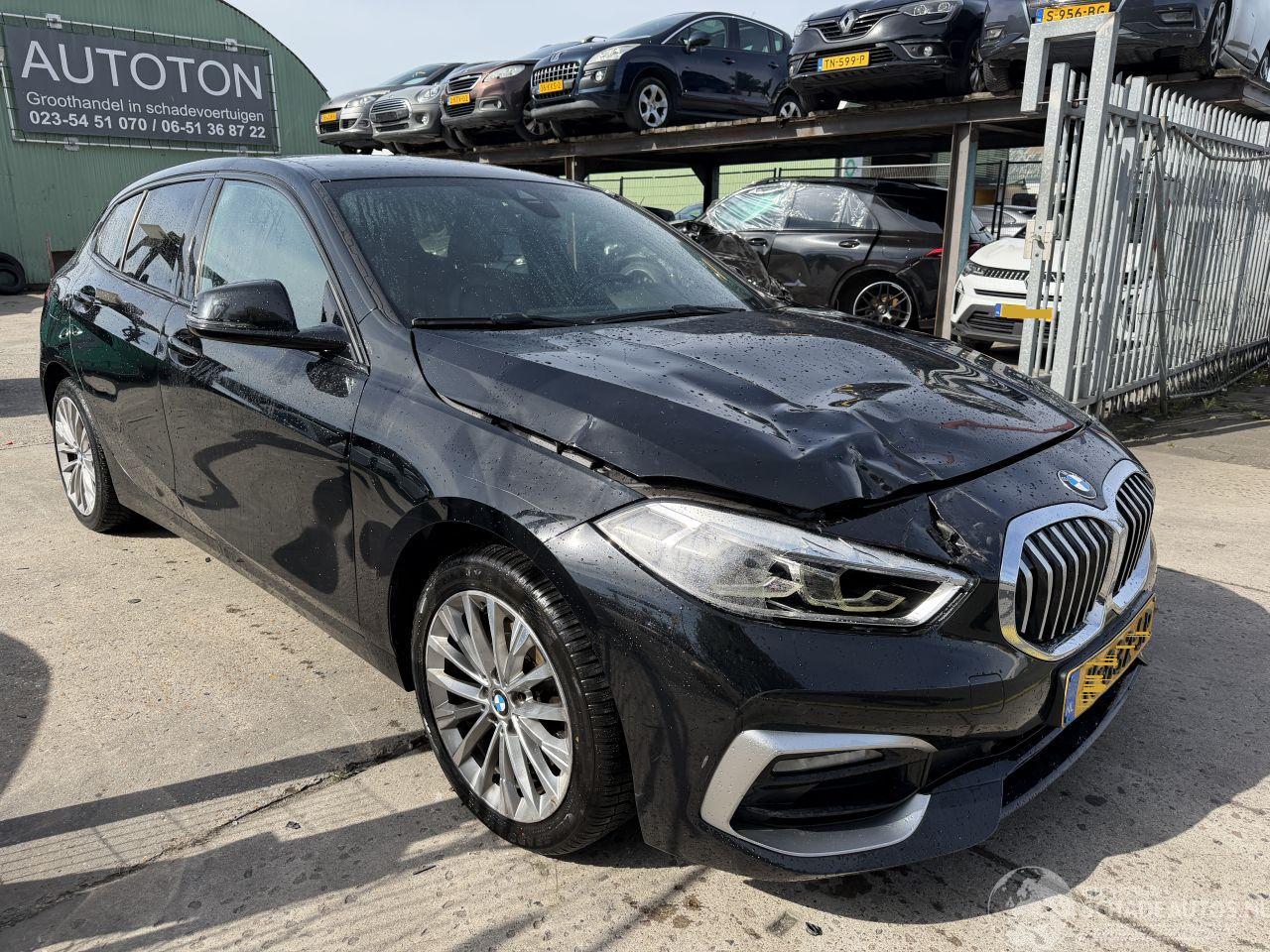 BMW 1-serie 116D 85KW High Executive Clima Navi Led 5-Dr NAP