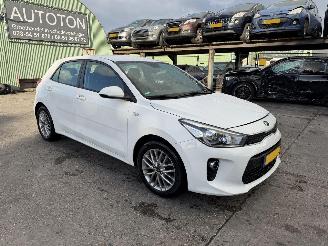 uszkodzony samochody osobowe Kia Rio 1.0 TGDI 74KW Navigator Camera Clima Led ComfortPlusLine 5-Drs NAP 2017/4
