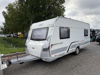 Vaurioauto  caravans LMC  Munsterland 490 E Rondzit Middenkeuken Mover Luifel WC 2010/3