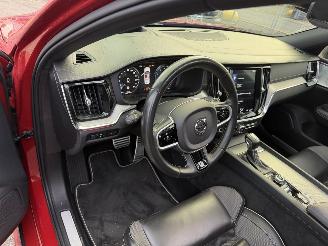 Volvo S-60 2.0 T5 184KW Autom. Pano Clima Navi R-Design HUD NAP picture 10