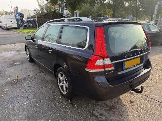 Volvo V-70 2.0 D3 110KW Schuifdak Clima Navi Polar NAP picture 5