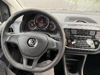 Volkswagen Up! 1.0 48KW Airco Camera 5-Deurs NAP picture 8