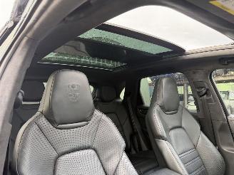 Porsche Cayenne 4.0 Turbo 549PK Pano Keramisch Full Option NAP picture 10