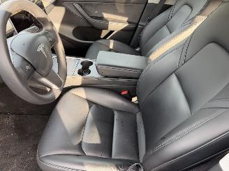 Tesla Model Y 75 kWh Long Range AWD 258KW Pano Clima Navi picture 10