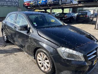 škoda osobní automobily Mercedes A-klasse 180 Ambition 4U3 2014/11