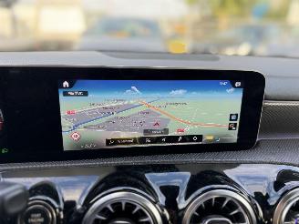 Mercedes Cla-klasse 180 100KW Autom. Clima Navi Sfeerverlichting AMG-pakket Led picture 9