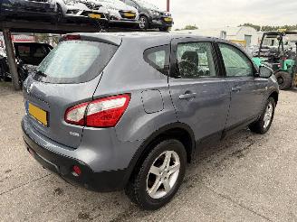 Avarii autoturisme Nissan Qashqai 1.6 84KW Clima Acenta 2010/4