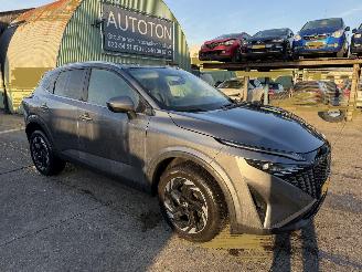 uszkodzony samochody osobowe Nissan Qashqai 1.3 MHEV 103KW N-Connecta Pano Clima Navi Camera NAP 2024/11