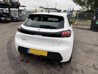 Peugeot e-208 50 kWh 100KW Navi Clima Led Active Pack NAP picture 4