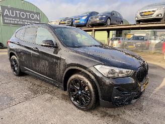 Schadeauto BMW X1 25e xDrive 92KW Autom. High Executive Clima Navi Led Hud 2022/7