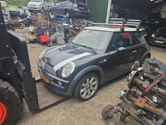 Vrakbiler auto Mini Mini  2003/9