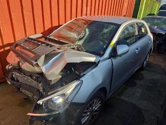 Salvage car Kia Rio Rio IV (YB), Hatchback, 2017 1.0i T-GDi 100 12V 2019