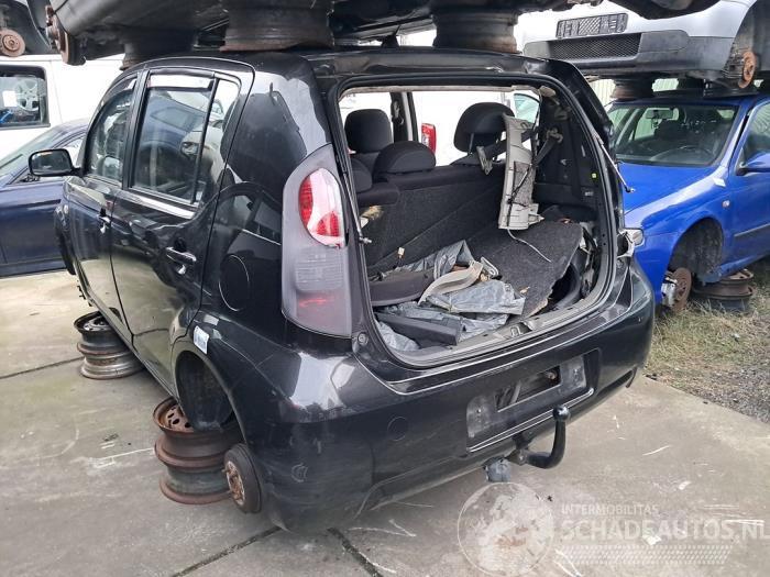 Daihatsu Sirion Sirion 2 (M3), Hatchback, 2005 1.3 16V DVVT