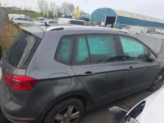 Coche siniestrado Volkswagen Golf Sportsvan  2017