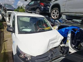 Uttjänta bilar auto Mercedes Vito Vito (447.6), Van, 2014 1.6 109 CDI 16V 2017/2