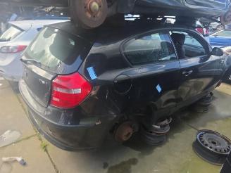 Vrakbiler auto BMW 1-serie 1 serie (E81), Hatchback 3-drs, 2006 / 2012 116i 2.0 16V 2009/6