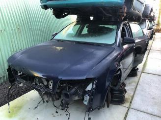Vrakbiler auto Audi A4 A4 (B6), Sedan, 2000 / 2005 2.0 20V 2001/9