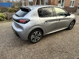 Peugeot 208 1.2 Allure picture 31