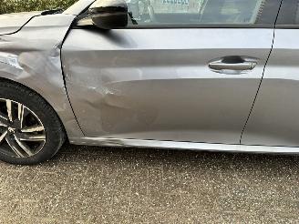 Peugeot 208 1.2 Allure picture 34