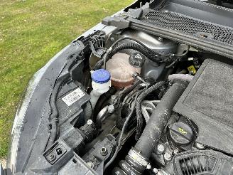 Peugeot 208 Allure picture 22