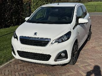 damaged passenger cars Peugeot 108 Allure 2022/1