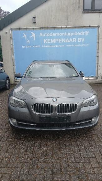Vrakbiler auto BMW 5-serie 5 serie Touring (F11) Combi 535d 24V (N57-D30B) [230kW]  (09-2011/02-2=
017) 2011/10