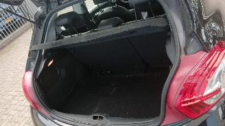 Peugeot 208 208 I (CA/CC/CK/CL) Hatchback 1.2 Vti 12V PureTech 82 (EB2F(HMZ)) [60k=
W]  (03-2012/12-2019) picture 15