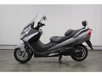 Schade motor Suzuki AN 400 Burgman lichte schade 2006