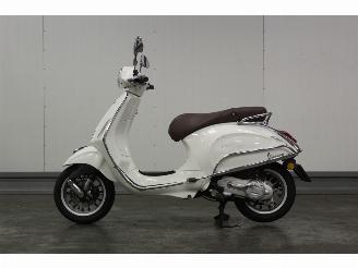 dommages scooters Vespa  Primavera 4T. BROM schade 2017