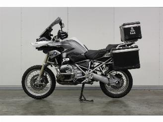 krockskadad bil motor BMW R 1200 GS LC 2013/6