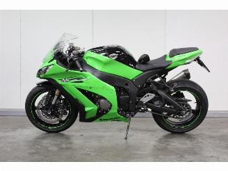 damaged motor cycles Kawasaki  Ninja ZX-10R ABS 2011