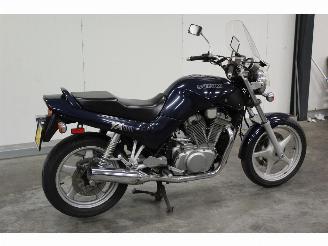 Suzuki VX 800  picture 4