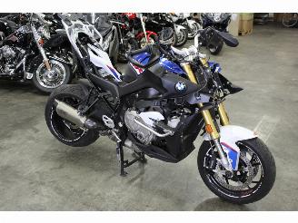 BMW S 1000 XR  picture 4