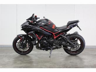 damaged motor cycles Kawasaki  Z H2 2020