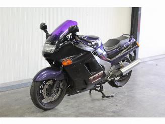 Kawasaki  ZZ-R 1100 picture 2