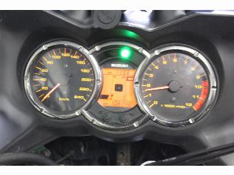 Suzuki  DL 1000 picture 9