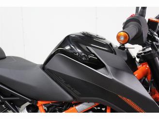 KTM 390 Duke  picture 9